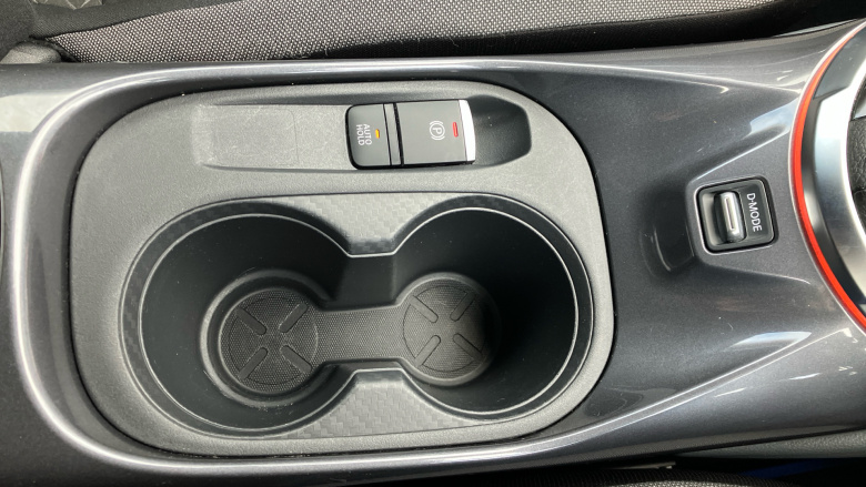 Nissan Juke 1.0 DiG-T N-Connecta 5dr DCT Petrol Hatchback